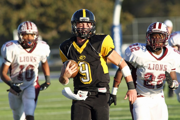 Gateville Dominates Vernon in Area Playoffs